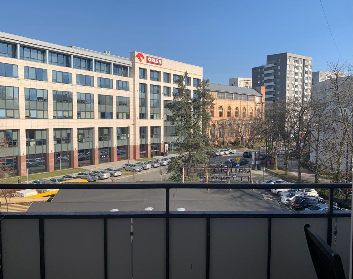 Perfect Location Two Bedrooms With Balkony وارسو المظهر الخارجي الصورة