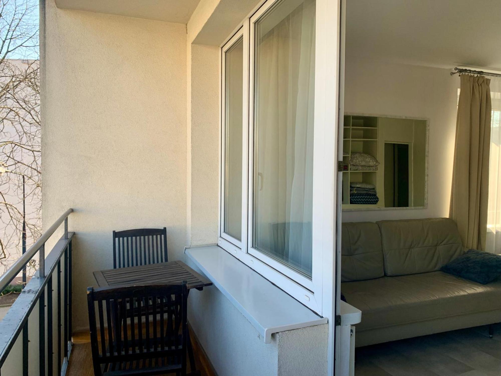 Perfect Location Two Bedrooms With Balkony وارسو المظهر الخارجي الصورة